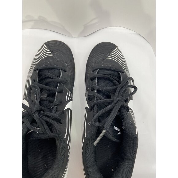 Nike Black & White Soccer Cleats With Striped Design & Lace-Up Closure size 8 - Picture 7 of 8